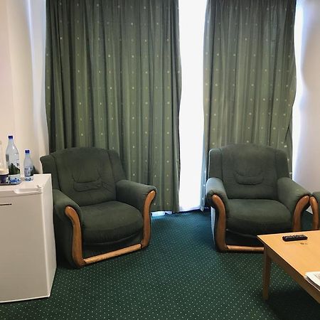 Apartament In Regim Hotelier Bákó Kültér fotó