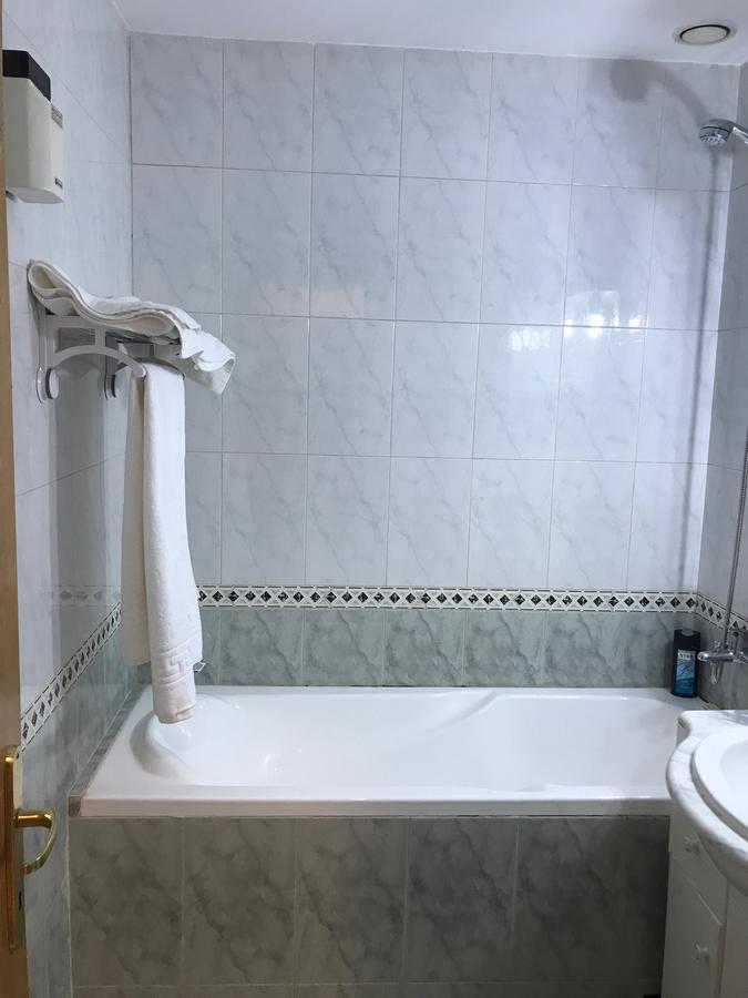 Apartament In Regim Hotelier Bákó Kültér fotó