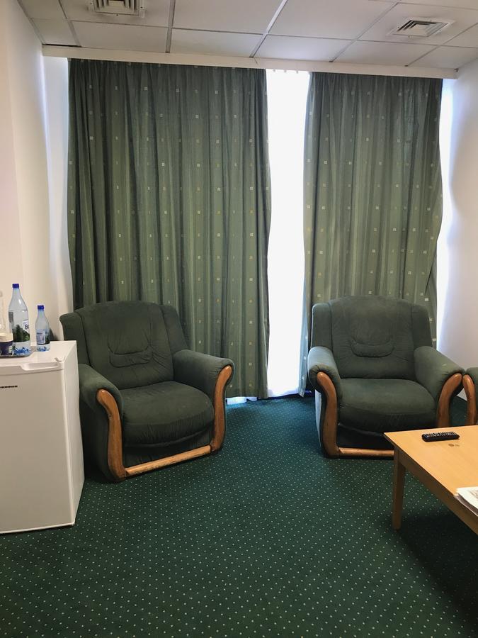 Apartament In Regim Hotelier Bákó Kültér fotó