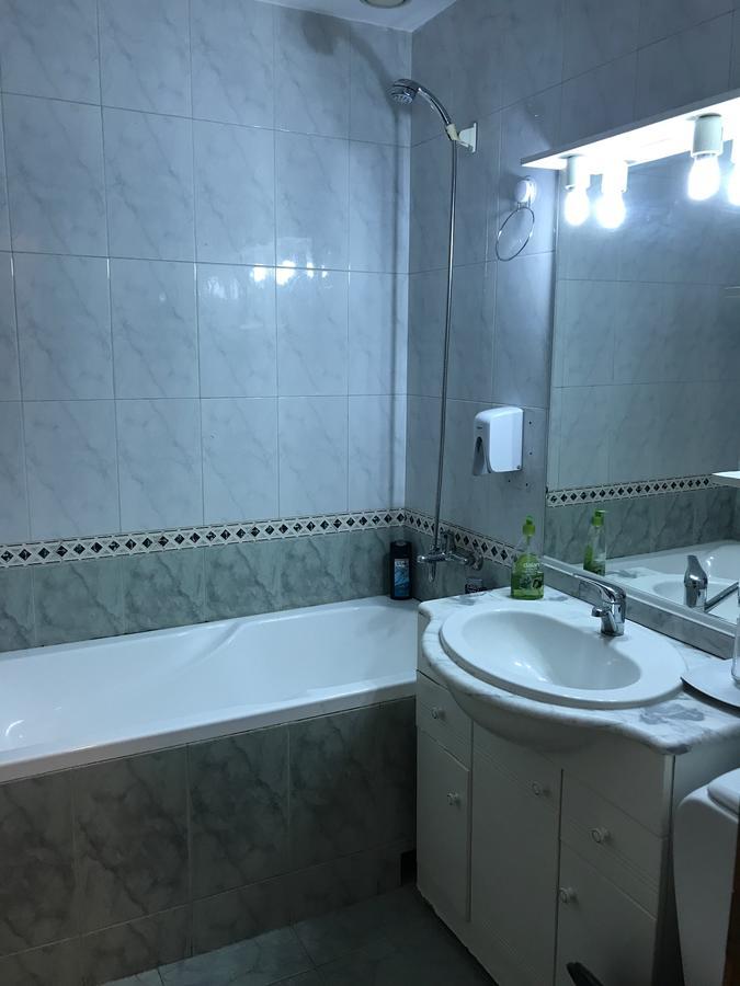 Apartament In Regim Hotelier Bákó Kültér fotó