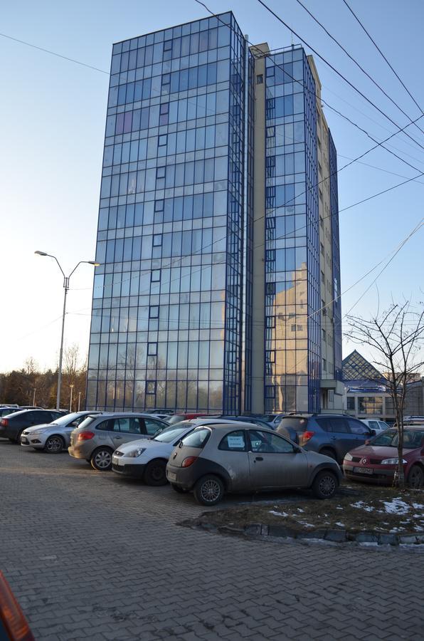 Apartament In Regim Hotelier Bákó Kültér fotó