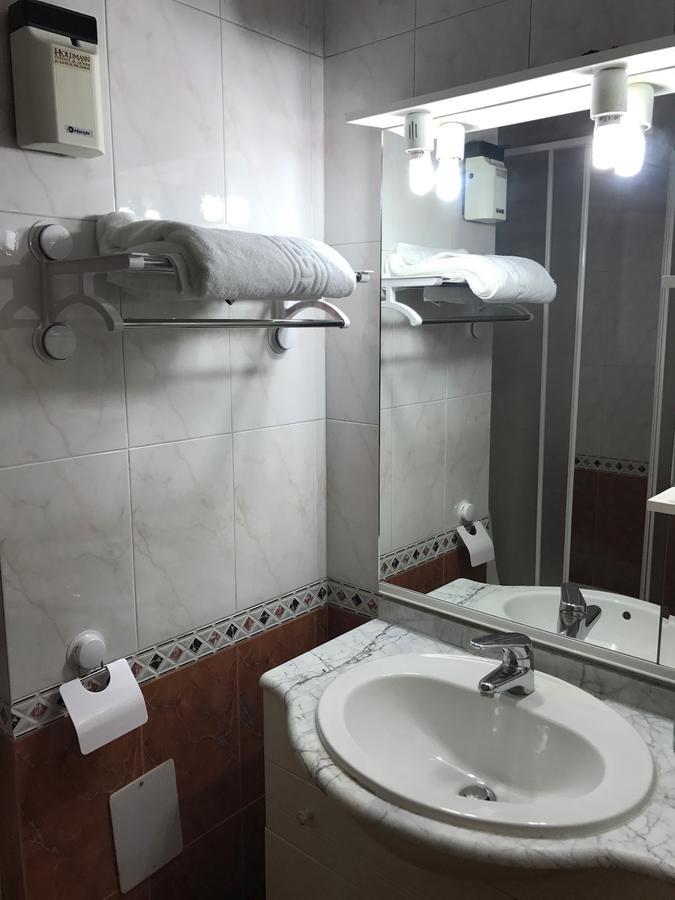 Apartament In Regim Hotelier Bákó Kültér fotó