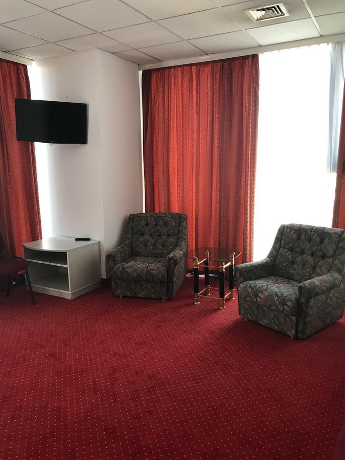Apartament In Regim Hotelier Bákó Kültér fotó